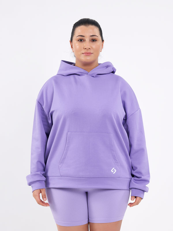 Farbe_Lavender Fields | A Woman Wearing Lavender Fields Color Durable Oversized Comfort Hoodie for All-Day Wear