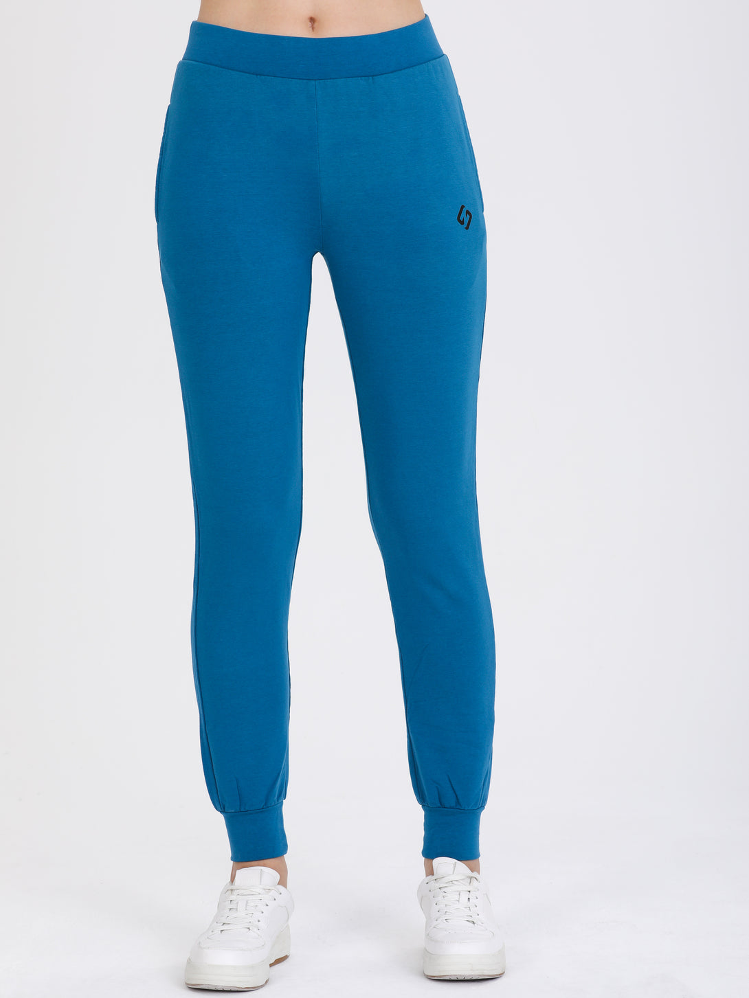 A Woman Wearing Saxony Blue Color All-Day Womens Jersey Jogger