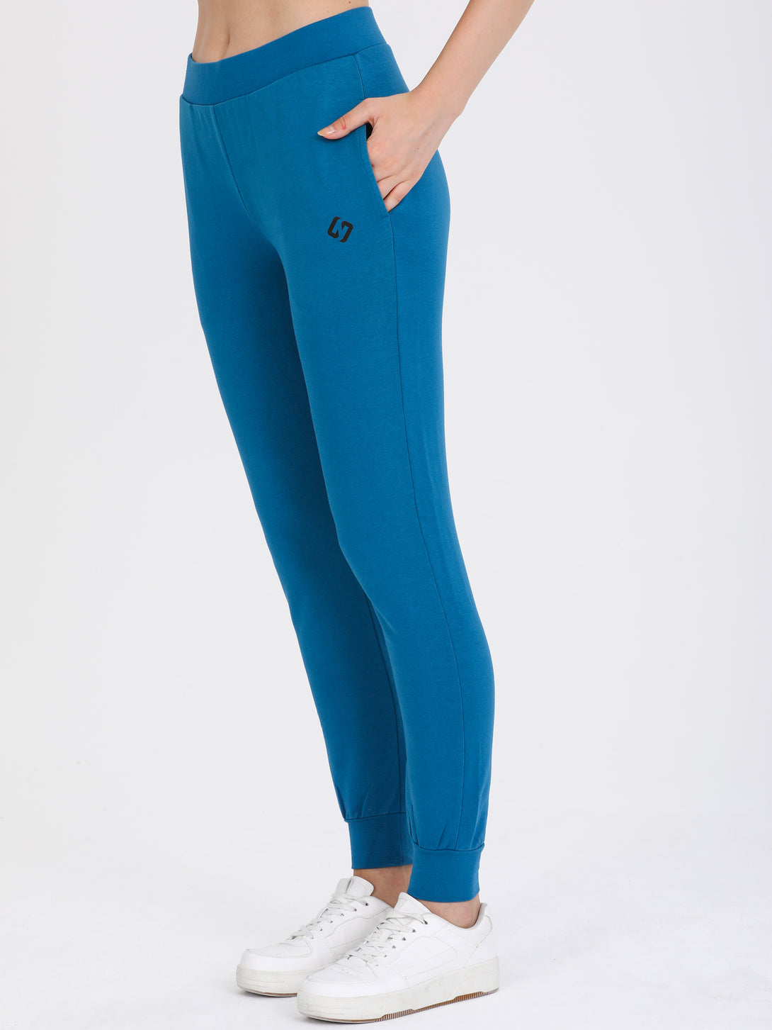 A Woman Wearing Saxony Blue Color All-Day Womens Jersey Jogger