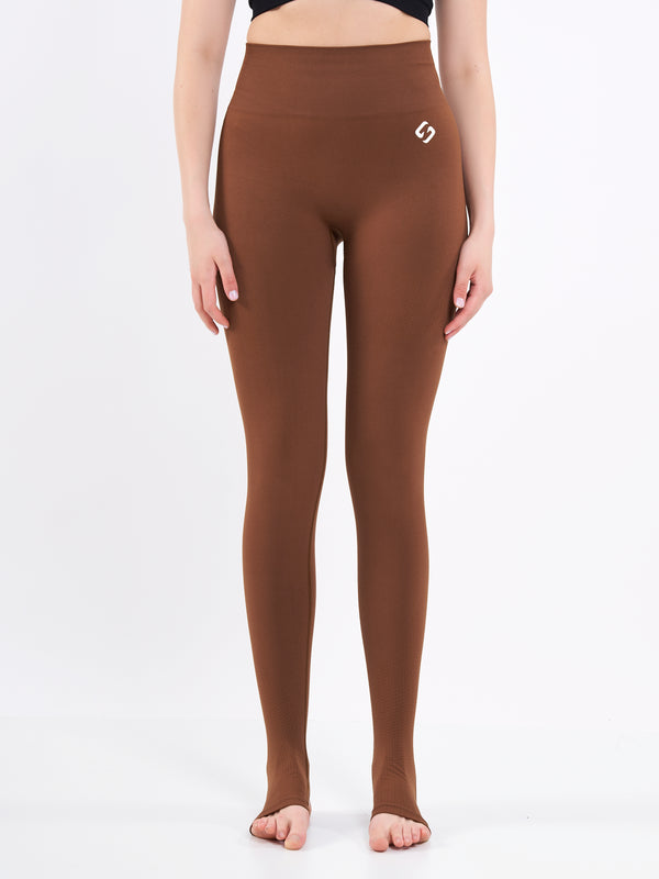 Color_Toffee | A Woman Wearing Toffee Color Seamless High-Waist Anti-Slip Yoga Leggings. Super Flexible
