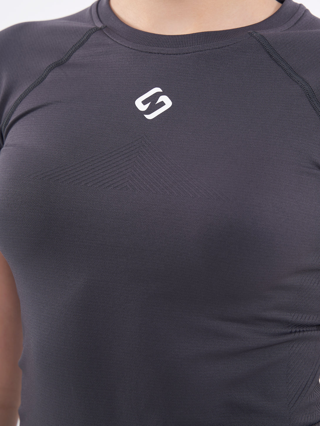 A Women Wearing Anthracite Color Zen Perfect Seamless T-Shirt. Extra-Soft