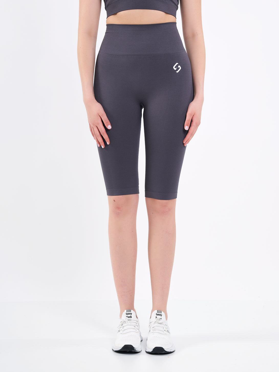 A Woman Wearing Anthracite Color Zen Perfect Seamless High-Waist Longline Shorts. Perfect Fit