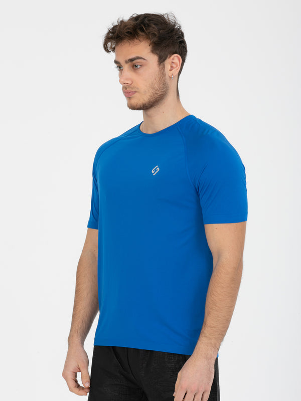 Color_Lapis Blue | A Man Wearing Lapis Blue Color Seamless The Motion T-Shirt